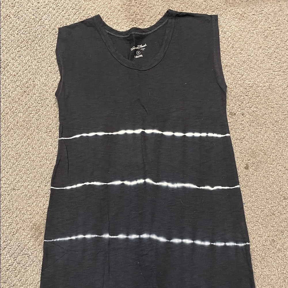 Universal Thread Black and White Sleeveless Dress